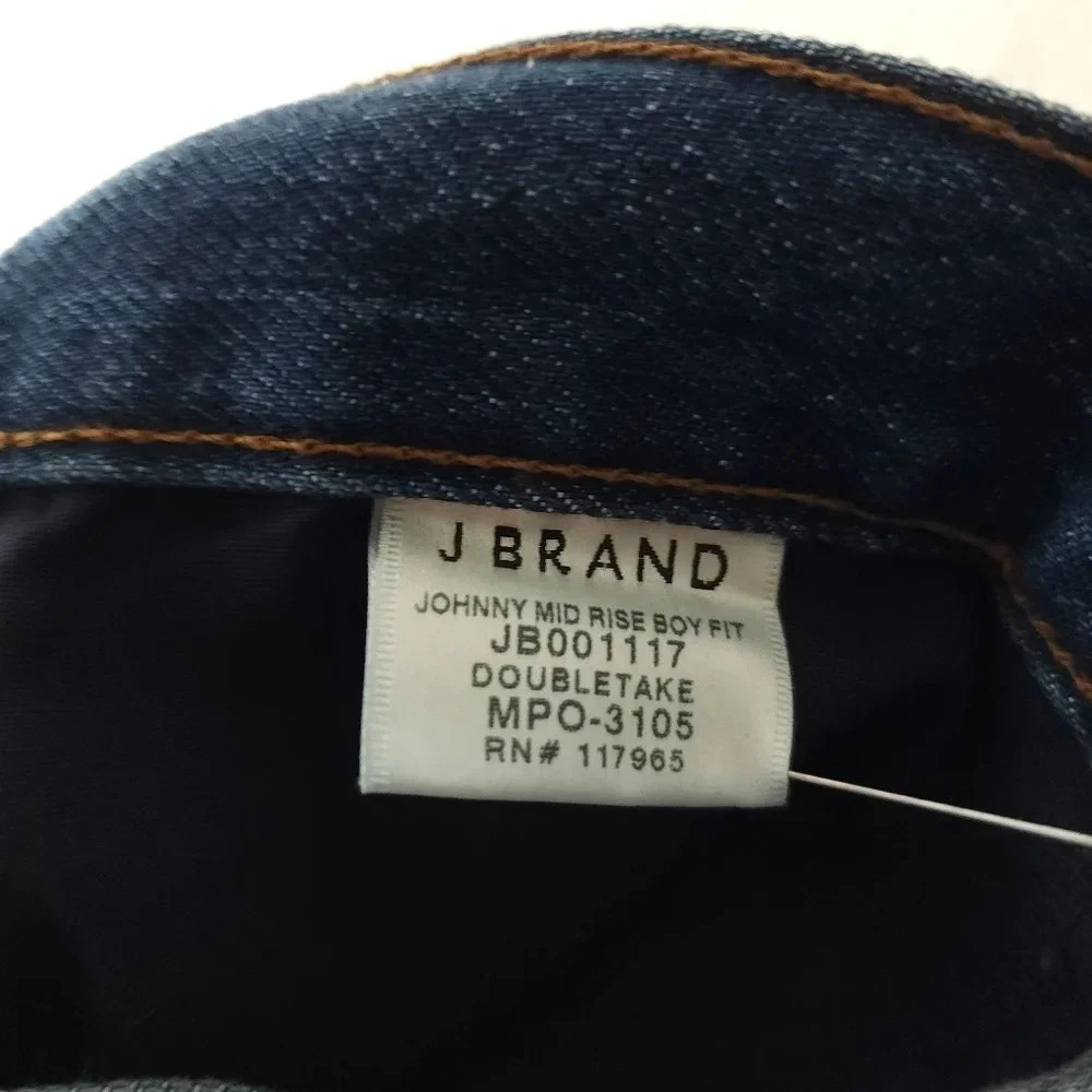 J Brand Johnny Mid-Rise Boy Fit Jeans - Picture 6 of 9